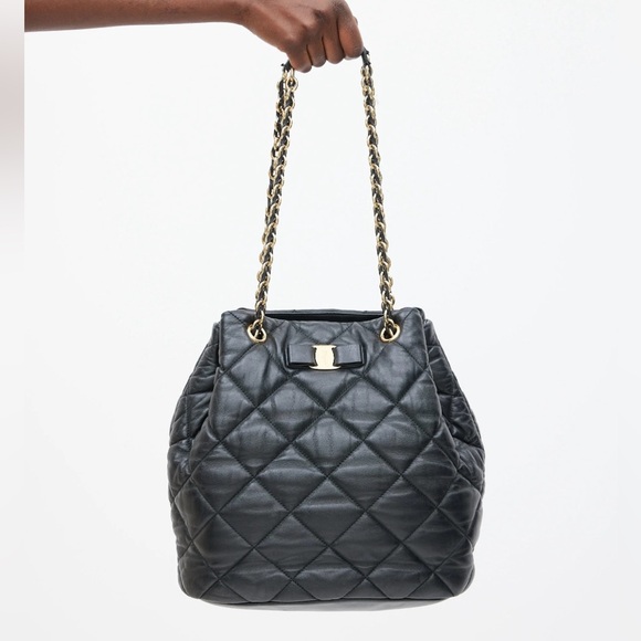 Gorgeous classic - Picture 3 of 3